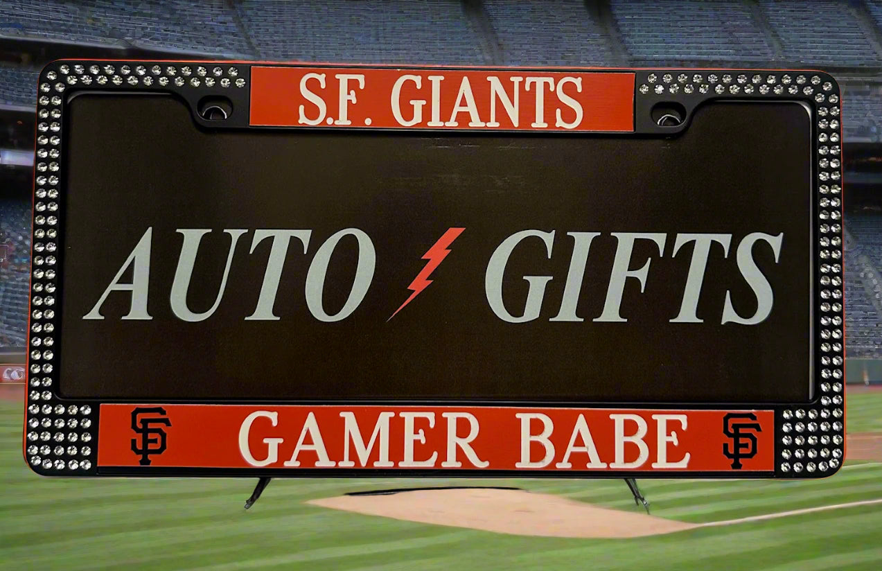 S.F GIANTS GAMER BABE